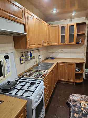 Продаж Квартира 4-кімнатна, 9/9 поверх на Осенняя ул., 13 Б Дніпро