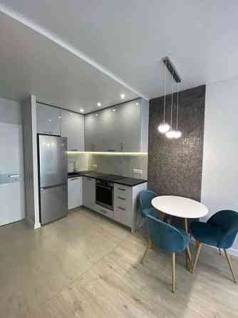 Оренда Квартира 2-кімнатна, 9/12 поверх на ул. Заречная Киев