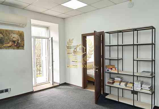 Продаж Квартира 2-кімнатна на Федорова Ивана ул., 10 Київ