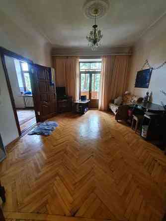 Оренда Квартира 3-кімнатна, 3/5 поверх на ул. Юрия Ильенко Київ