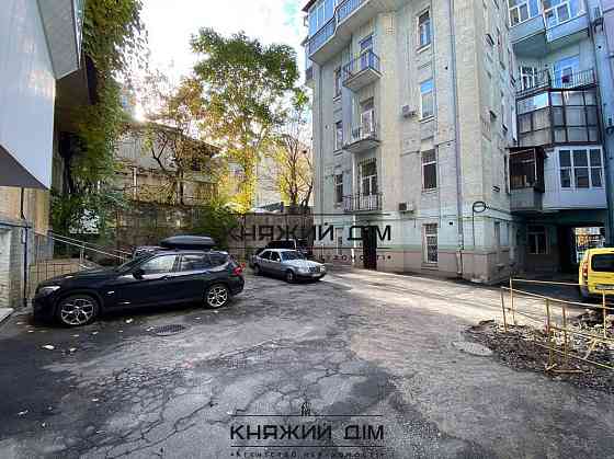 Продаж 3 кімнатна квартира м. Олімпійська КОД 21147044 Київ