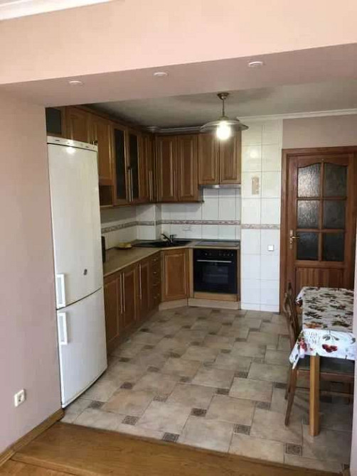 Оренда Квартира 3-кімнатна, 3/9 поверх на ул. Академика Булаховского, 30а Kiev - photo 1