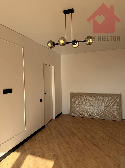 Продаж Квартира 1-кімнатна, 5/8 поверх на Бабяка Ужгород - фото 1