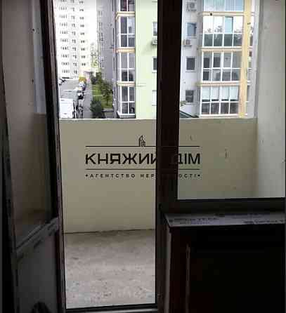 Продаж Квартира 2-кімнатна, 1/25 поверх на Винграновського ул. Київ