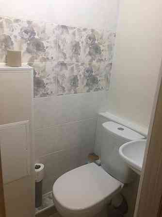 Оренда Квартира 2-кімнатна, 2/5 поверх на Донця, 23б Київ