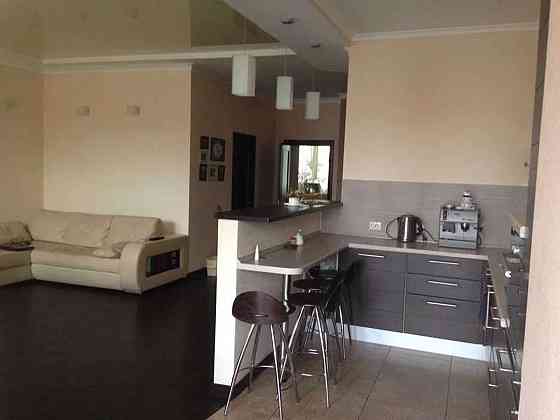 Оренда Квартира 3-кімнатна, 5/9 поверх на пр. Героев Сталинграда Київ