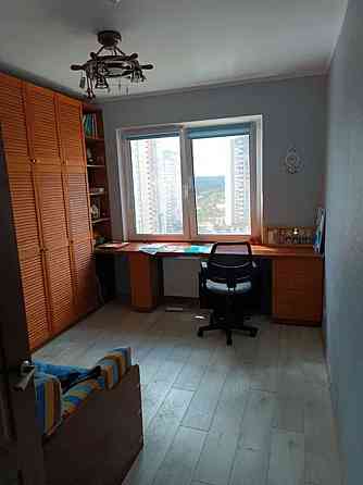 Оренда Квартира 2-кімнатна, 15/25 поверх на Софії Русової, 3-В Київ