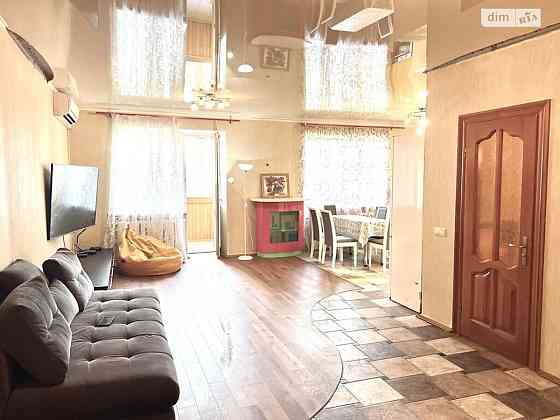 Оренда Квартира 3-кімнатна, 9/18 поверх на вул. Срібнокільська, 24 Kiev