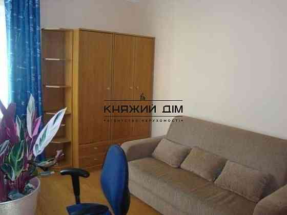 Отличная трехкомнатная студио , М. Харьковская , Код объекта 2198709 Киев