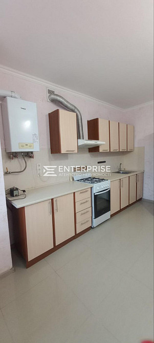 Продаж 1к Квартира 46.8 кв.м Лесі Українки вул.  - фото 2