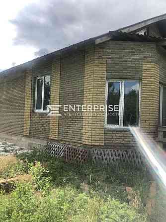 Продаж 2-поверховий  з ділянкою 18 сот 115 кв.м 4 кімн. на Лісна вул. 