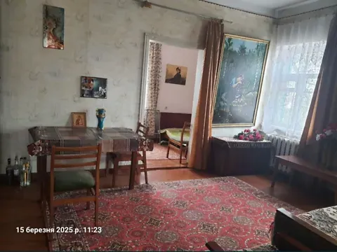 Продаж 1-поверховий   120 кв.м 5 кімн. на Хмельницького Богдана площа 11 Кропивницький - фото 1