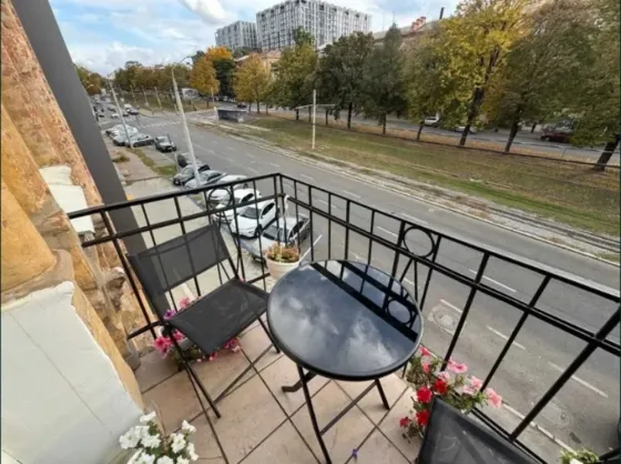 For rent Space In Residential Building area 21 sq.m floor 3 Dnipro Святослава Хороброго Dnipro