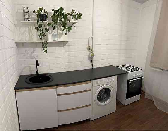 Оренда Квартира 1-кімнатна, 6/9 поверх на просп. Каденюка, 19/30 Kiev