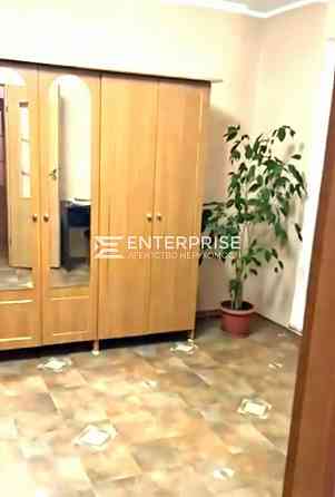 Продаж Квартира 2-кімнатна, 1/10 поверх на вул. Зоологічна Київ