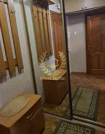 Продаж Квартира 1-кімнатна на Верховинная ул., 81 Київ