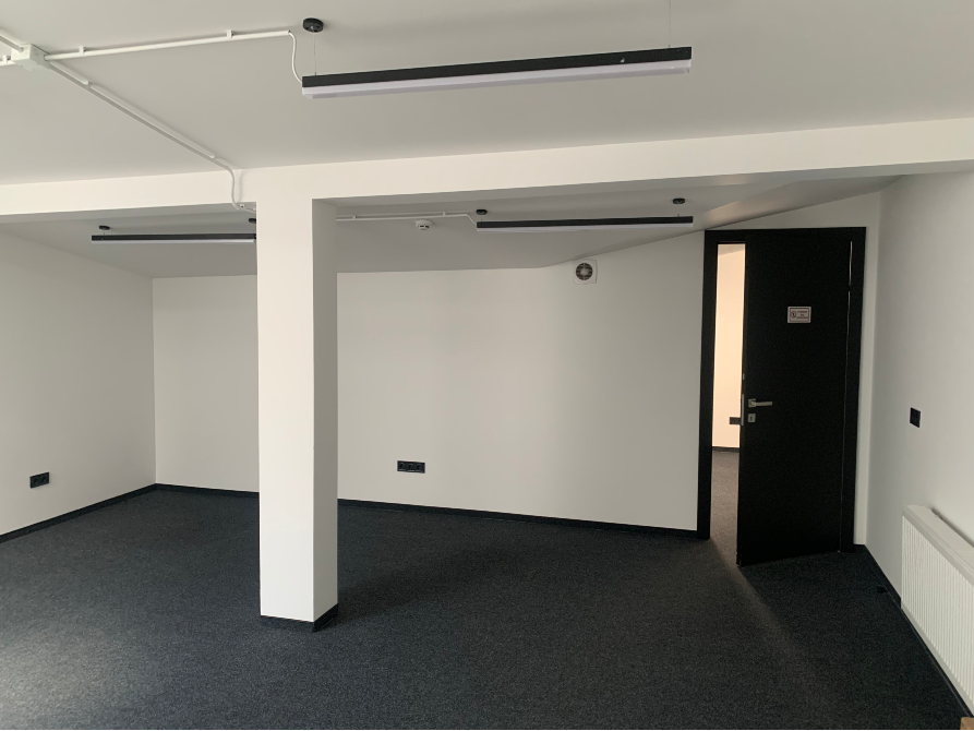 Здається Бізнес-центр / Адміністративна будівля площа 535 кв.м 4-й поверх Львів Проспект Шевченка 10 Львів - фото 10