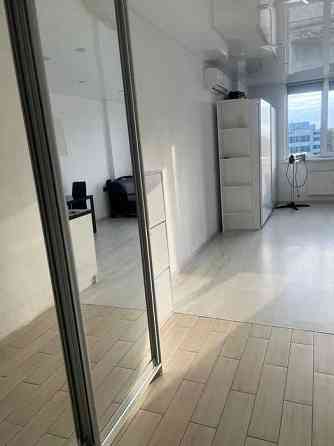 Оренда Квартира 1-кімнатна, 4/28 поверх на Харківське шосе, 210 Київ