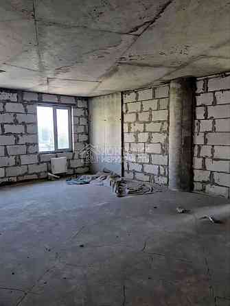 Продаж Квартира 4-кімнатна, 6/25 поверх на вул. Барабашова Харьков