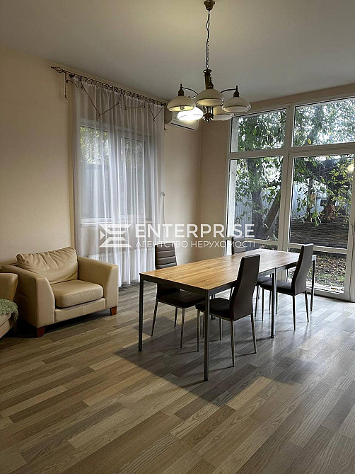 Продаж 2-поверховий Будинок з ділянкою 3.55 сот 254.7 кв.м 7+ кімн. на Продольна 1 вул. Киев - изображение 1