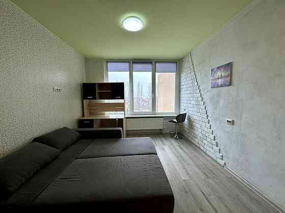 Оренда Квартира 1-кімнатна, 7/9 поверх на Добробутна, 1 Київ