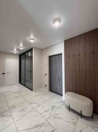 Продаж Квартира 2-кімнатна, 9/11 поверх на вул. Бандери С. Ивано-Франковск