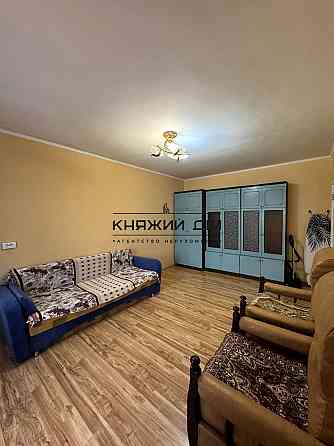 Продаж Квартира 3-кімнатна, 10/15 поверх на вул. Цветаевой Марины ул./ Олександри Екстер Київ