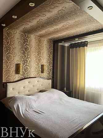 Продаж Квартира 3-кімнатна, 4/5 поверх на Травнева Луцк