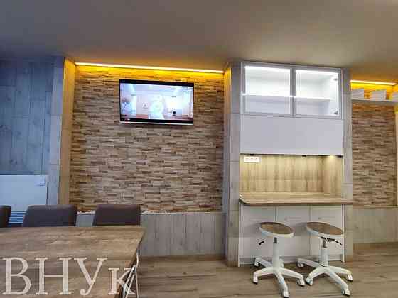 Продаж Квартира 3-кімнатна, 9/10 поверх на Руська Чернівці