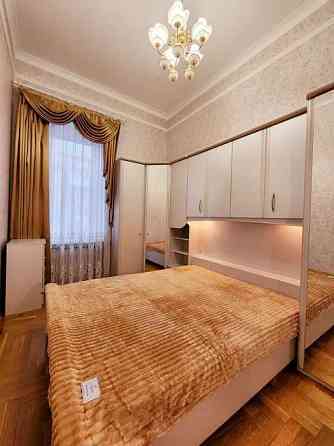 Оренда Квартира 3-кімнатна, 3/6 поверх на ул. Саксаганского Київ