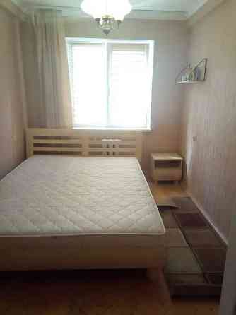 Оренда Квартира 3-кімнатна, 2/5 поверх на ул. Вифлеемская Київ