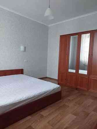 Оренда Квартира 2-кімнатна на ул. Семьи Стешенко, 9 Kiev