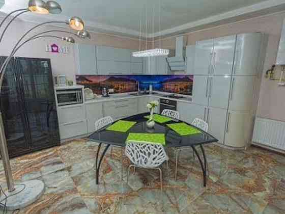 Продаж 2-поверховий Будинок з ділянкою 6 сот 200 кв.м  на Гостинная Бориспіль