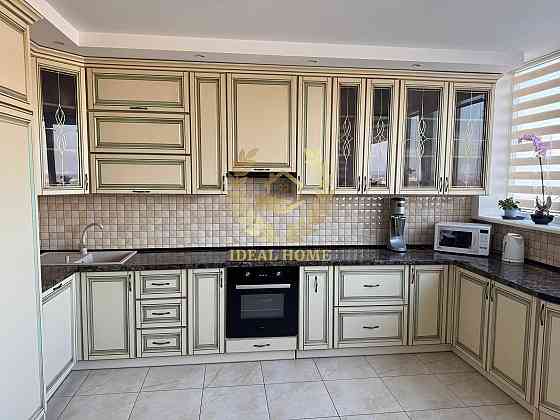 Продаж Квартира 3-кімнатна Боярка