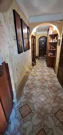 Продається двокімнатна квартира в Шевченківському районі столиці. Киев