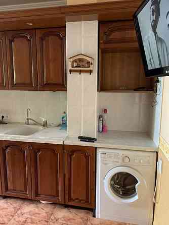 Трех комнатная квартира на Бабаджаняна. Рекордная Одеса