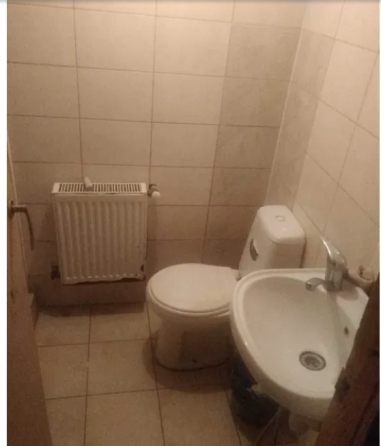 Продам квартиру двух комнатною квартиру  на Молдаванке улица  Болгарская угол Мясоедовской Одесса