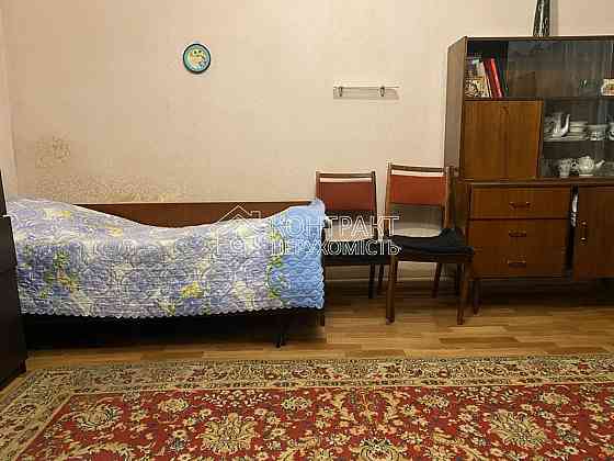 Продаж Квартира 1-кімнатна, 1/2 поверх на вул. Столярний Харків