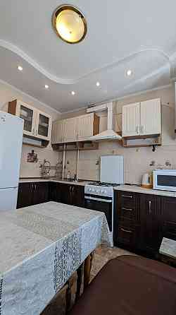 Продаж Квартира 3-кімнатна, 10/10 поверх на вул. Симоненка В. Івано-Франківськ