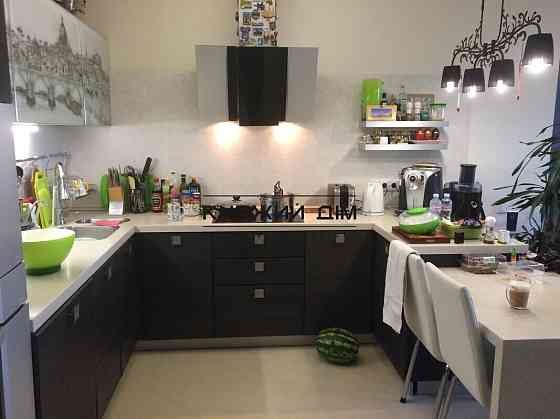 Оренда Квартира 3-кімнатна, 18/21 поверх на вул. Кудряшова ул./Мокра Киев