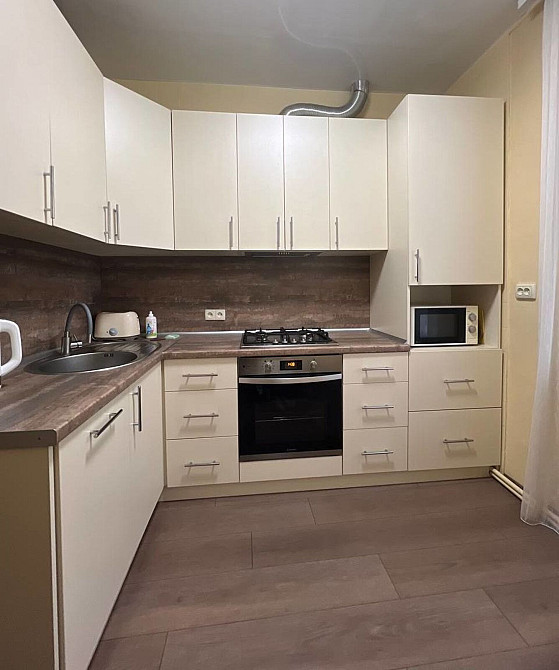 Продаж Квартира 3-кімнатна, 4/5 поверх на Курчатова ул., 4 Dnipro - photo 2