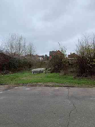 Продаж земельної ділянки 10 соток на вул. Середня Одесса