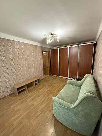 Продаж Квартира 2-кімнатна, 1/5 поверх на Солом'янська вул., д. 29 Kiev