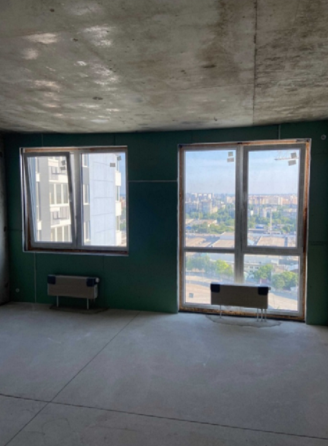 Продам однокомнатную квартиру на ул. Варненская в ЖК "Скай Сити" Одеса