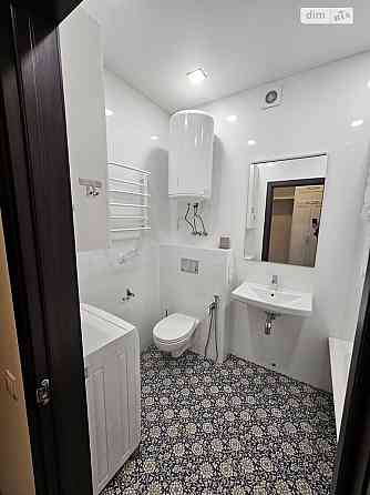 Оренда Квартира 1-кімнатна, 16/17 поверх на проспект Берестейський, 65а Kiev