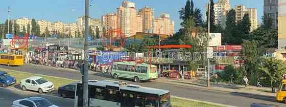 Оренда Будинок на Академіка Єфремова вул., 3 Київ