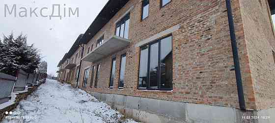 Продаж Будинок 4-кімнатний 