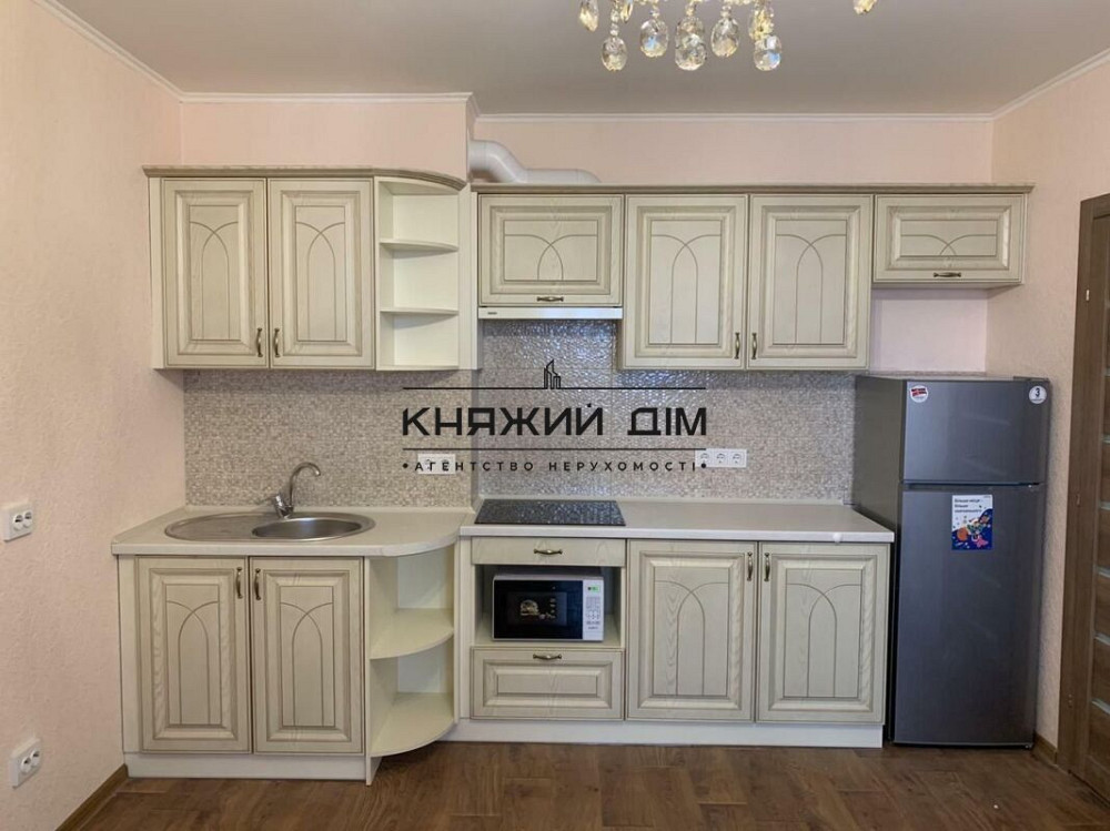 Оренда Квартира 1-кімнатна, 19/25 поверх на Ревуцкого ул. Kiev - photo 1