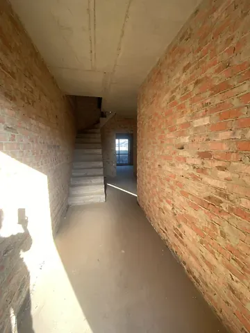 Продаж 2-поверховий   100 кв.м 4 кімн. на Кулика і Гудачека (Макарова) вулиця Рівне - фото 2