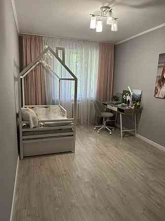 Продаж Квартира 3-кімнатна, 1/5 поверх на вул. Гречка Zhytomyr